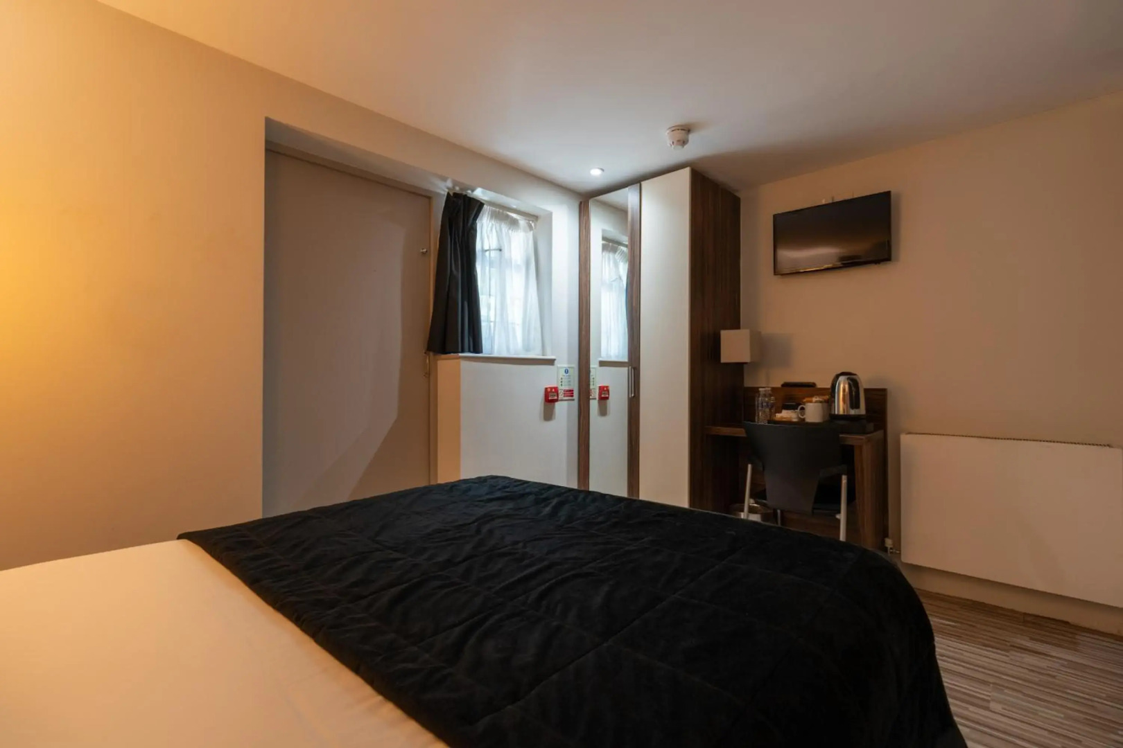 Simply Rooms & Suites