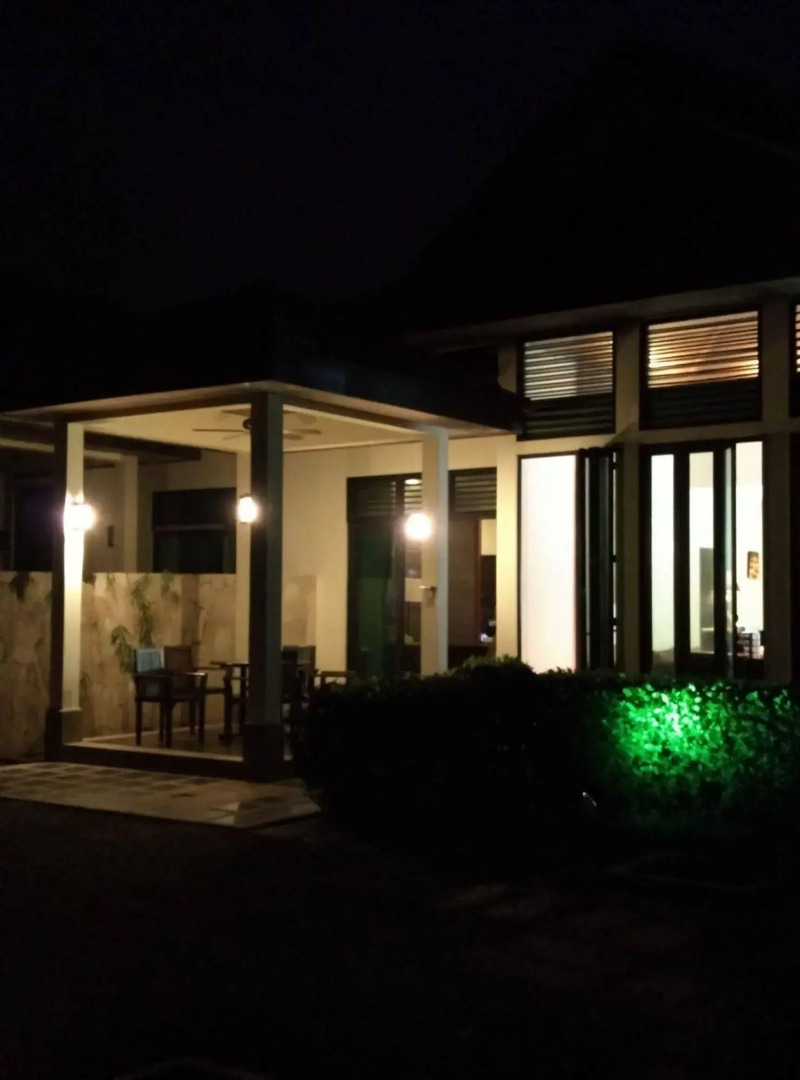 Sabah Beach Villas & Suites