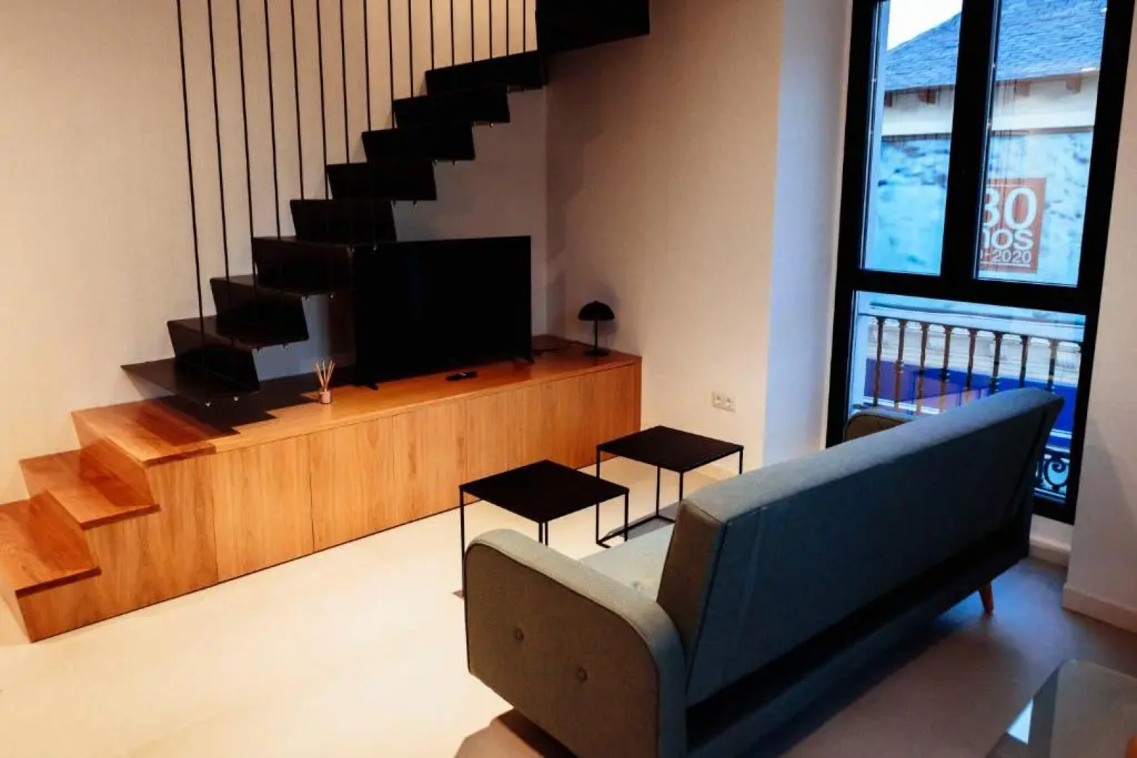 Apartamentos Plaza de España 6