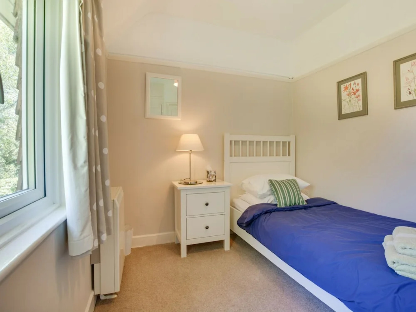 Comfy Holiday Home in Tenterden near Sissinghurst Garden