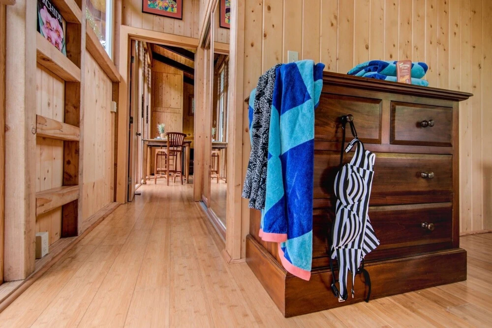 Birdsong 1 Bedroom Home by Redawning