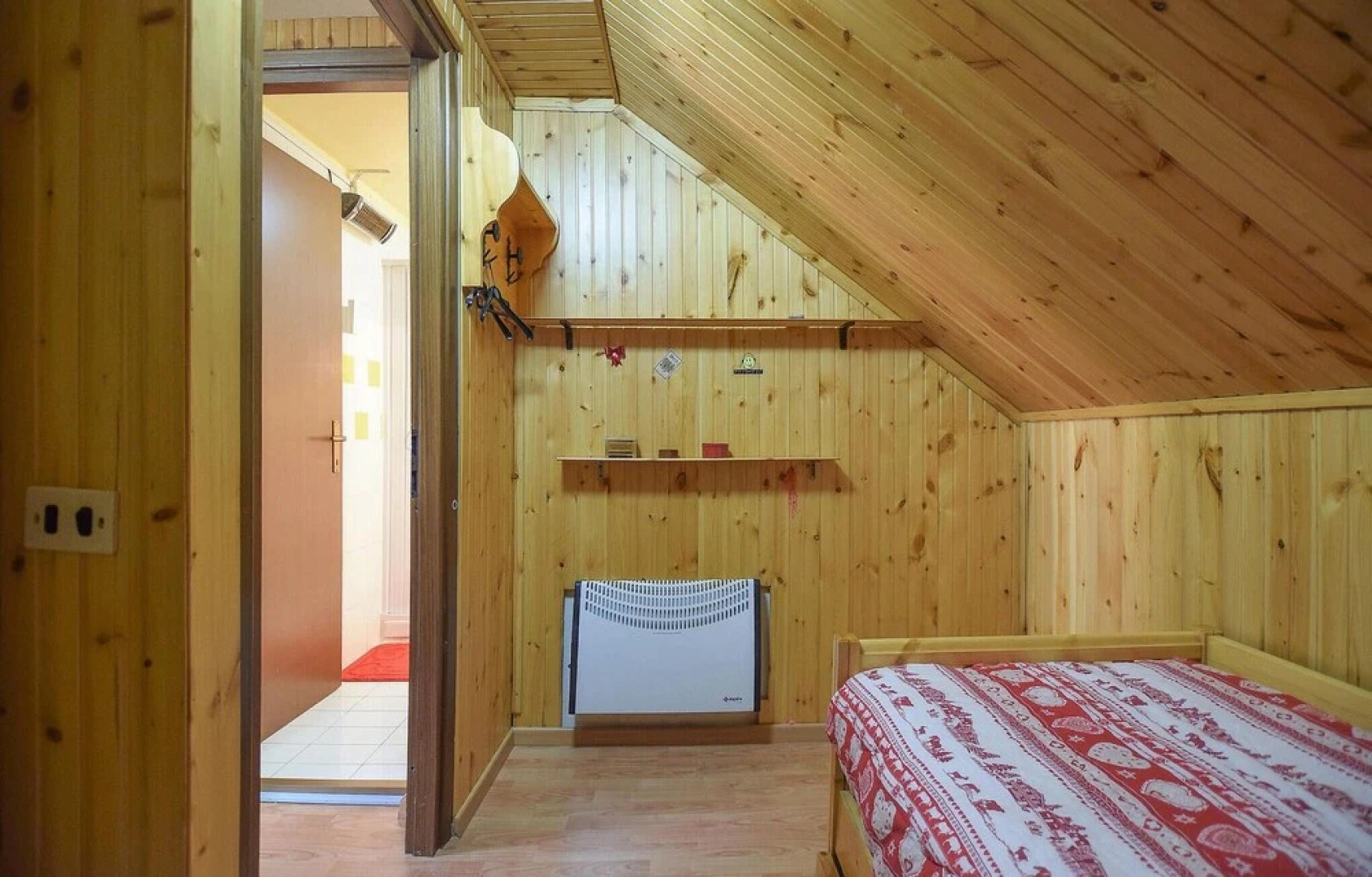 Beautiful Apartment in San Massimo With 2 Bedrooms and Wifi