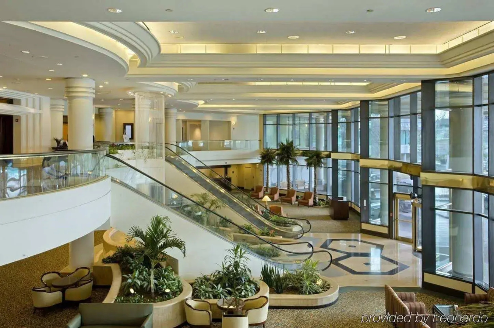 Hilton East Brunswick Hotel & Executive Meeting Center