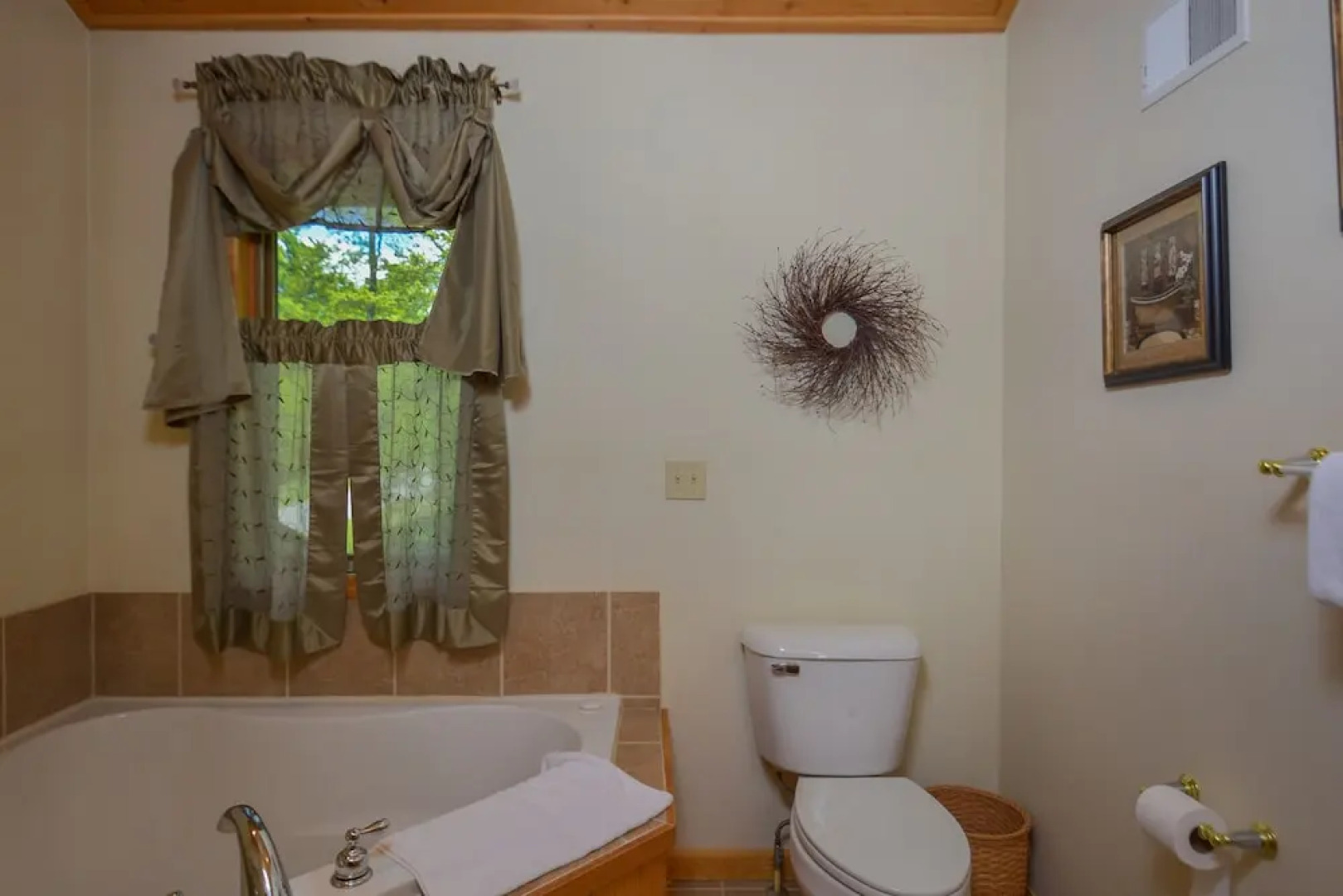 Rocky Adventures 5 Bedroom House