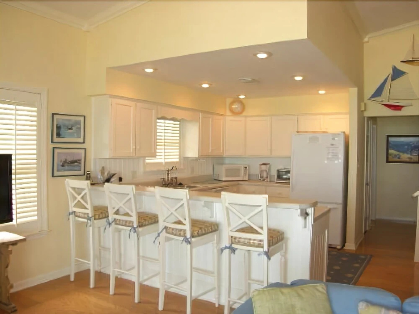 Alta Vista 1 by RedAwning