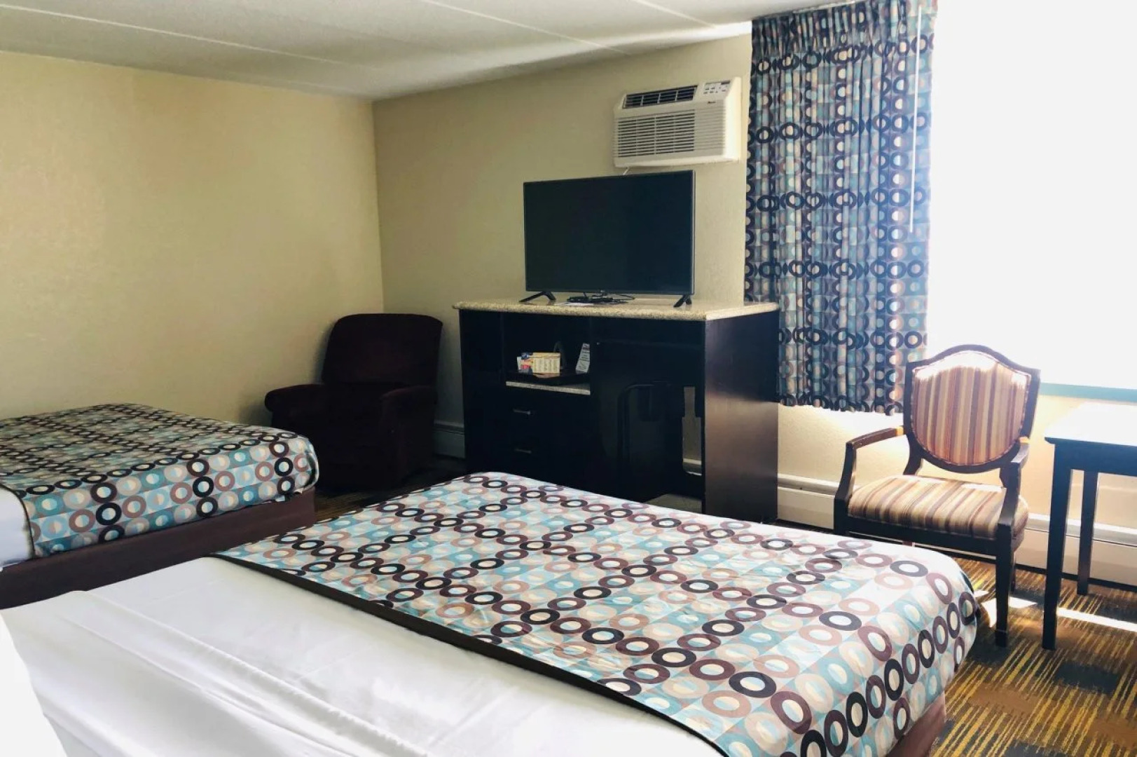 Red Carpet Inn Rochester