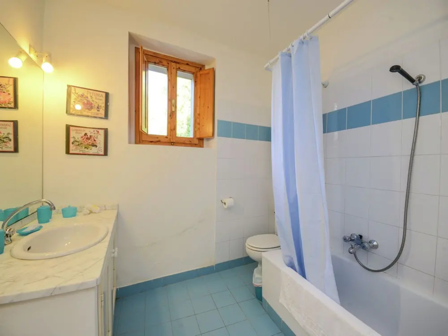 Villa With Outbuilding and Swimming Pool and Panoramic View of the Apennines