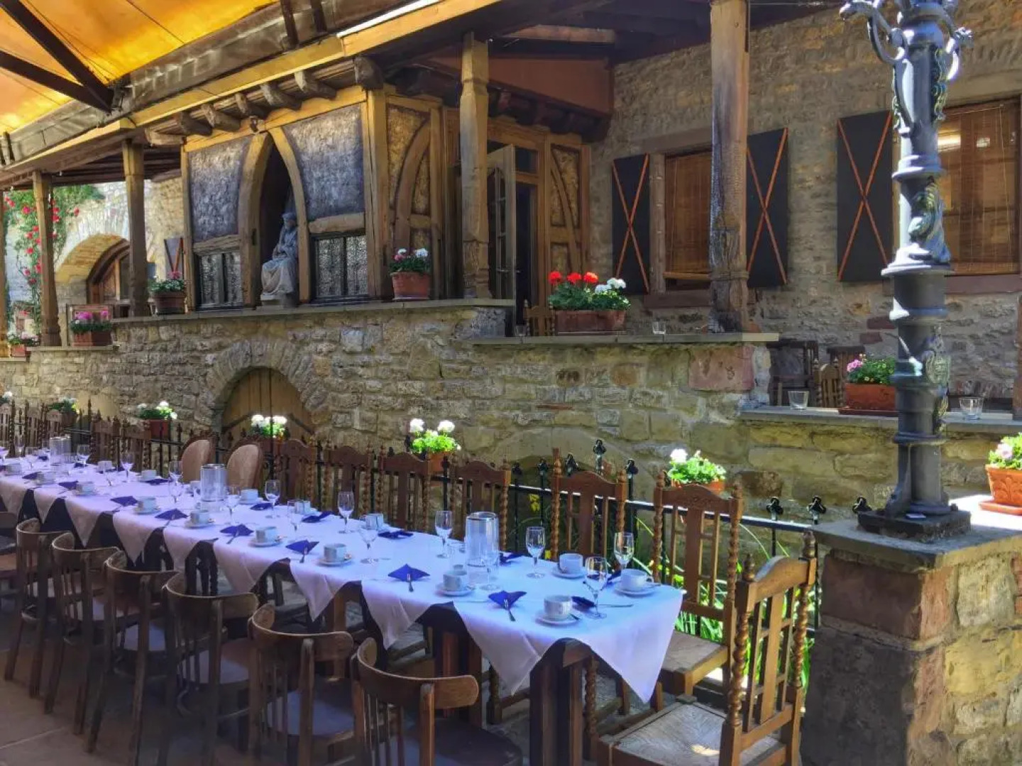 Gasthaus Loewenthor & Hotel Hahn