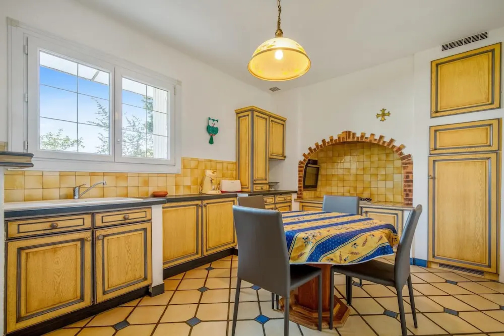 Villa With 6 Bedrooms in Cournonterral, With Private Pool and Enclosed