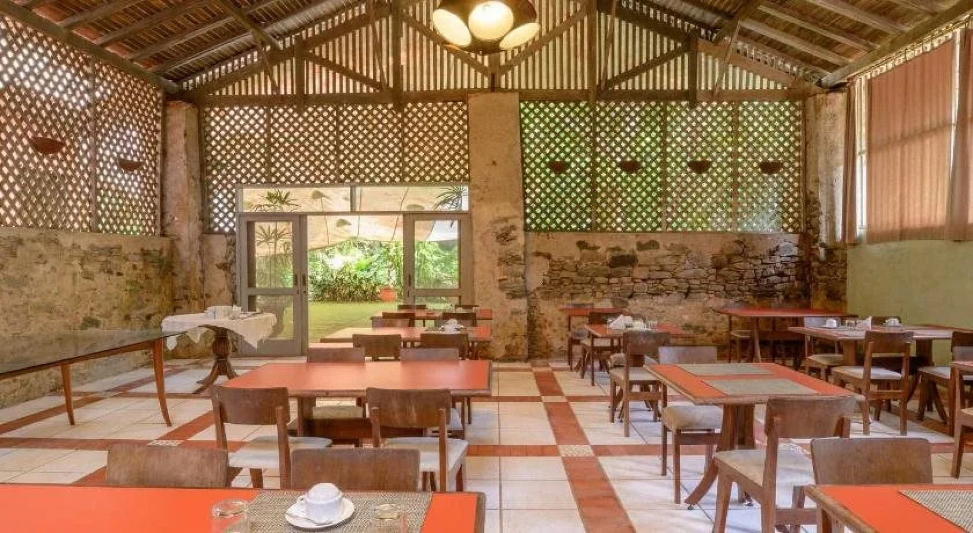 Caravela Pousada & Villas