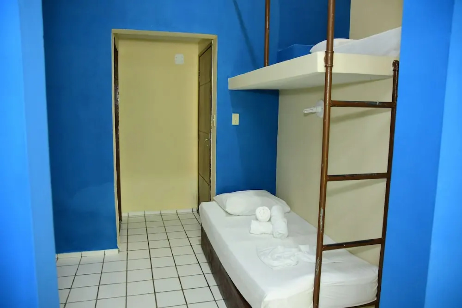 Serrano De Martins Hotel