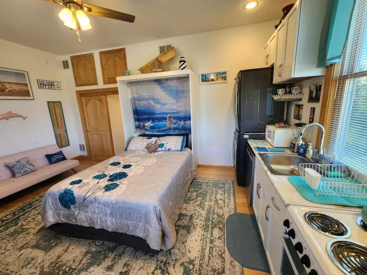 The Starlight Tower Ocean Breeze Suite 1 Bedroom Apartment Hotel by RedAwning