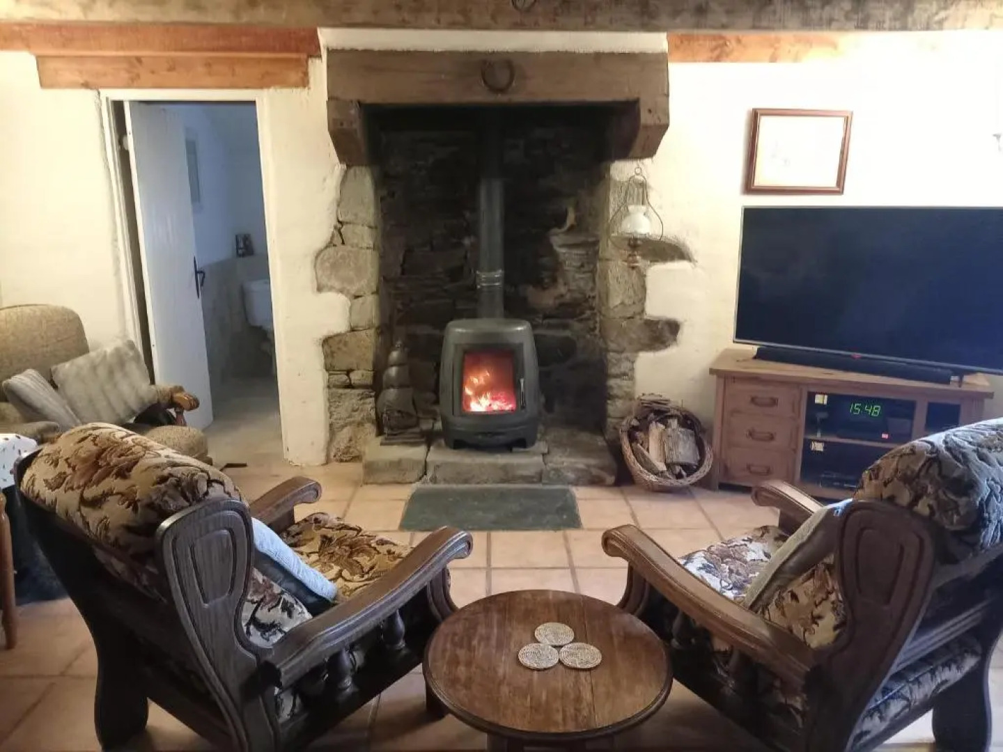 character breton cottage