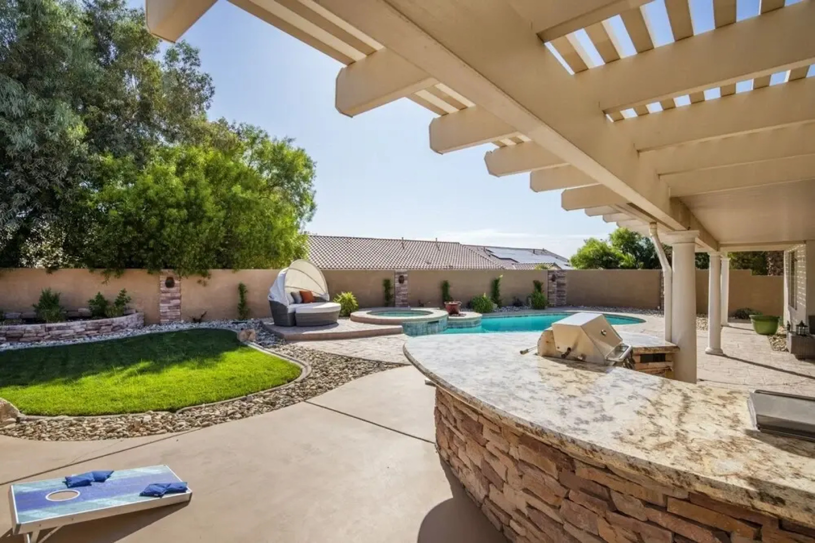 Amazing 4 Bd Las Vegas Home w/ Pool & Spa!