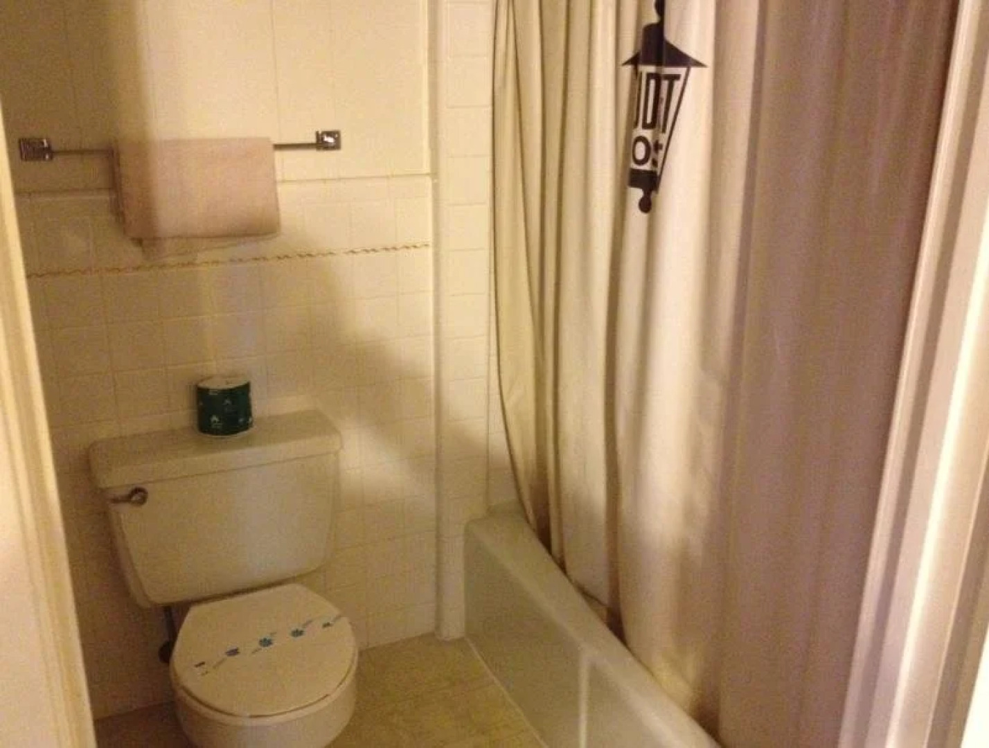 Azure Hills Inn & Suites