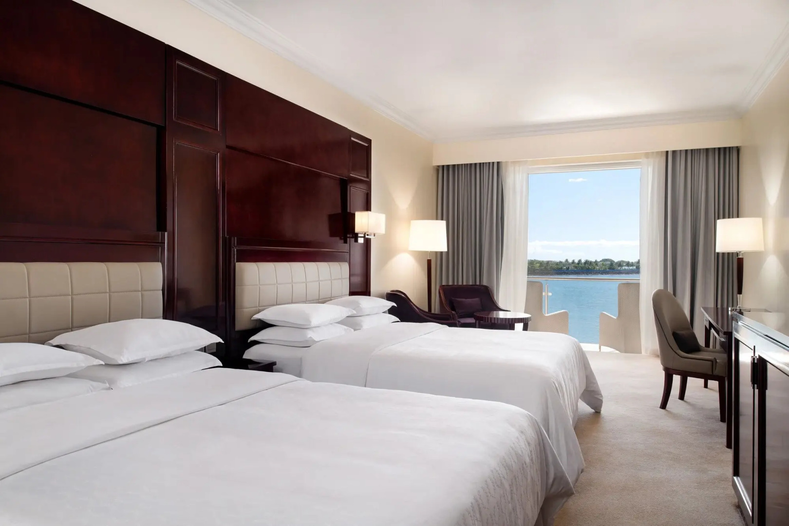 Sheraton Samoa Aggie Grey's Hotel & Bungalows