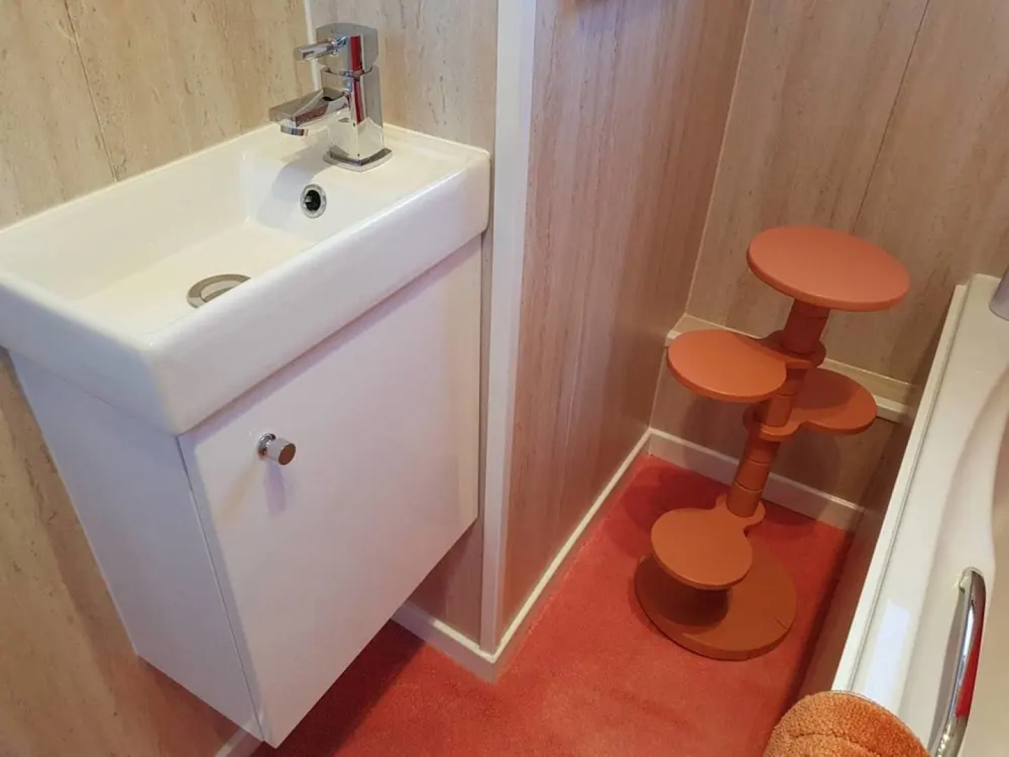 Apartment - Sleeps 4 - Pet Friendly - Balcony