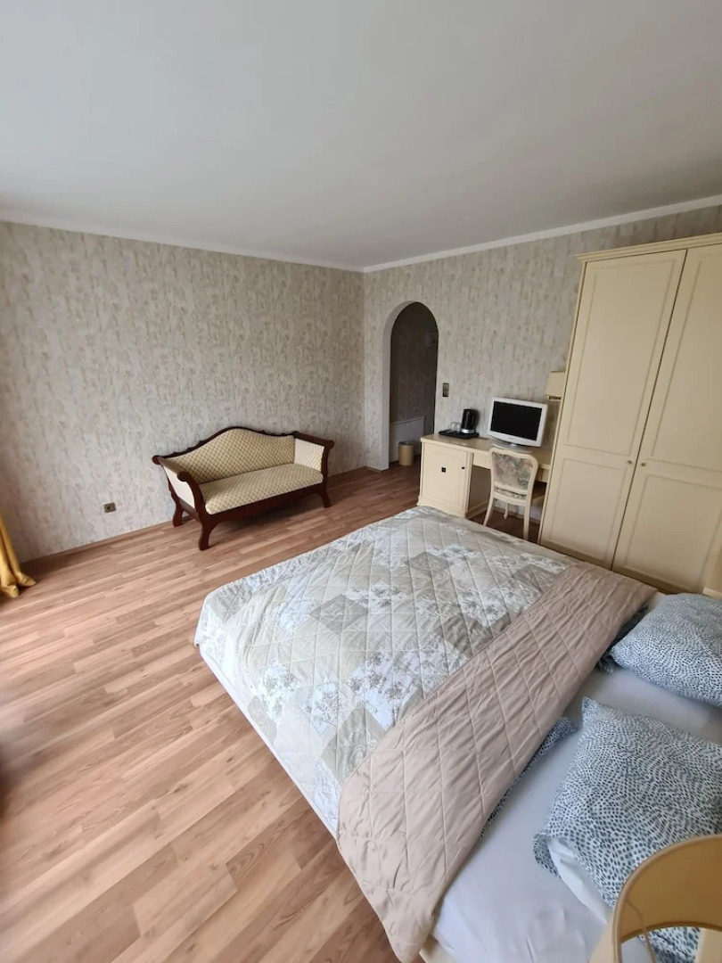 Hotelbetrieb Seeschau GmbH