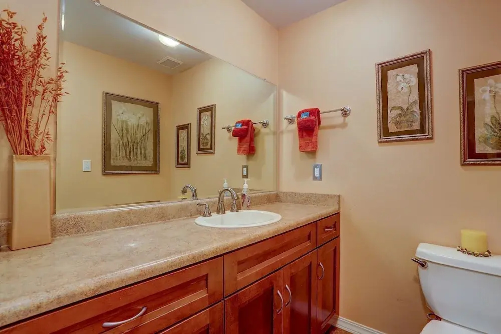 Northern Lights 3 Bedroom Home by RedAwning