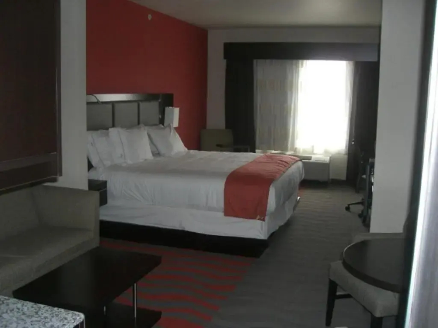 Holiday Inn Express & Suites Wichita Northwest, an IHG Hotel