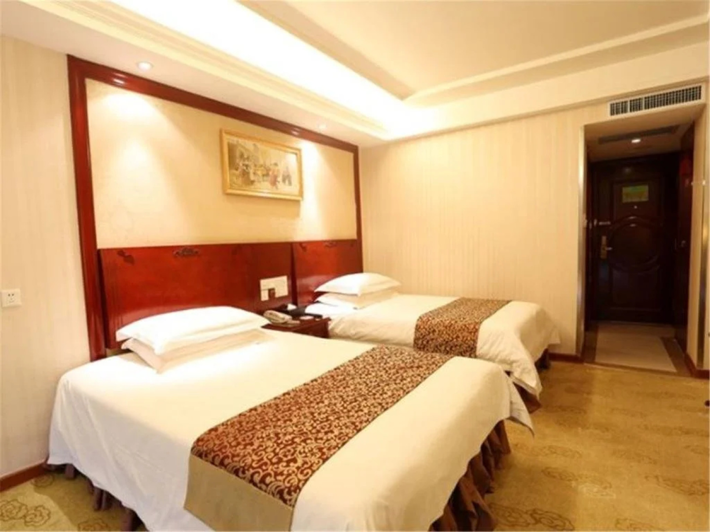 Vienna Hotel Tan'an