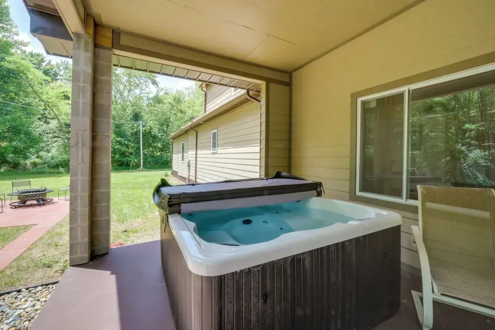 Spacious House on Half Acre < 3 Mi to Beach!