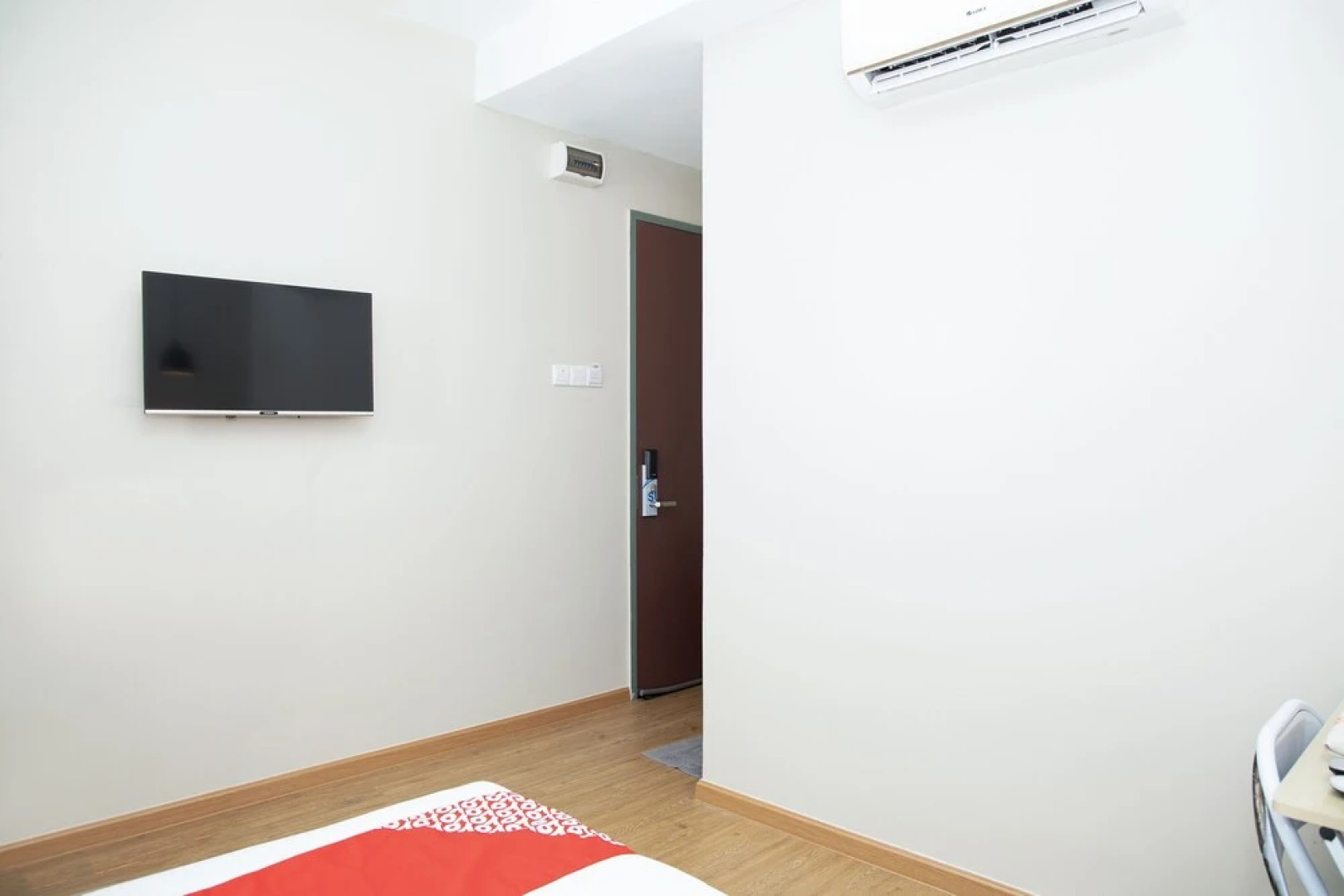 OYO 90406 Mirani Hotel