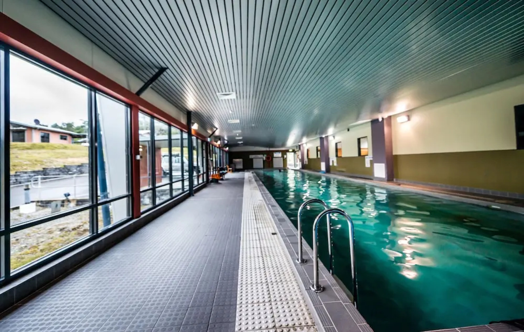 Pedder Wilderness Lodge