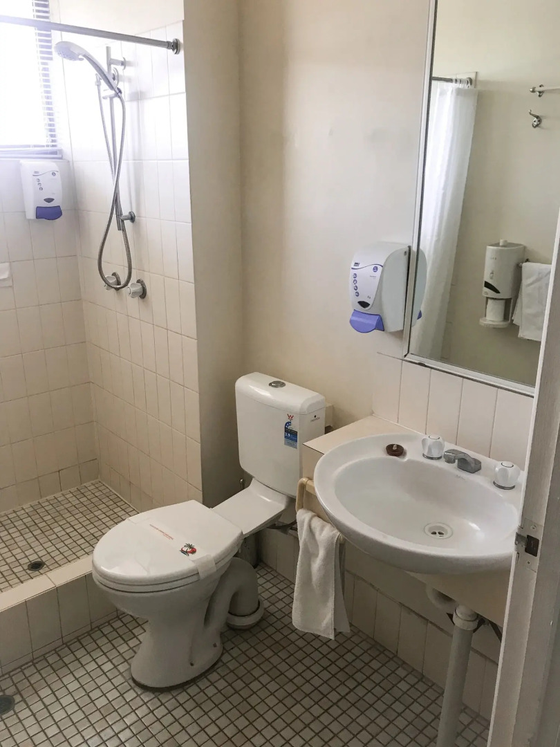 Tropical Gate Motor Inn