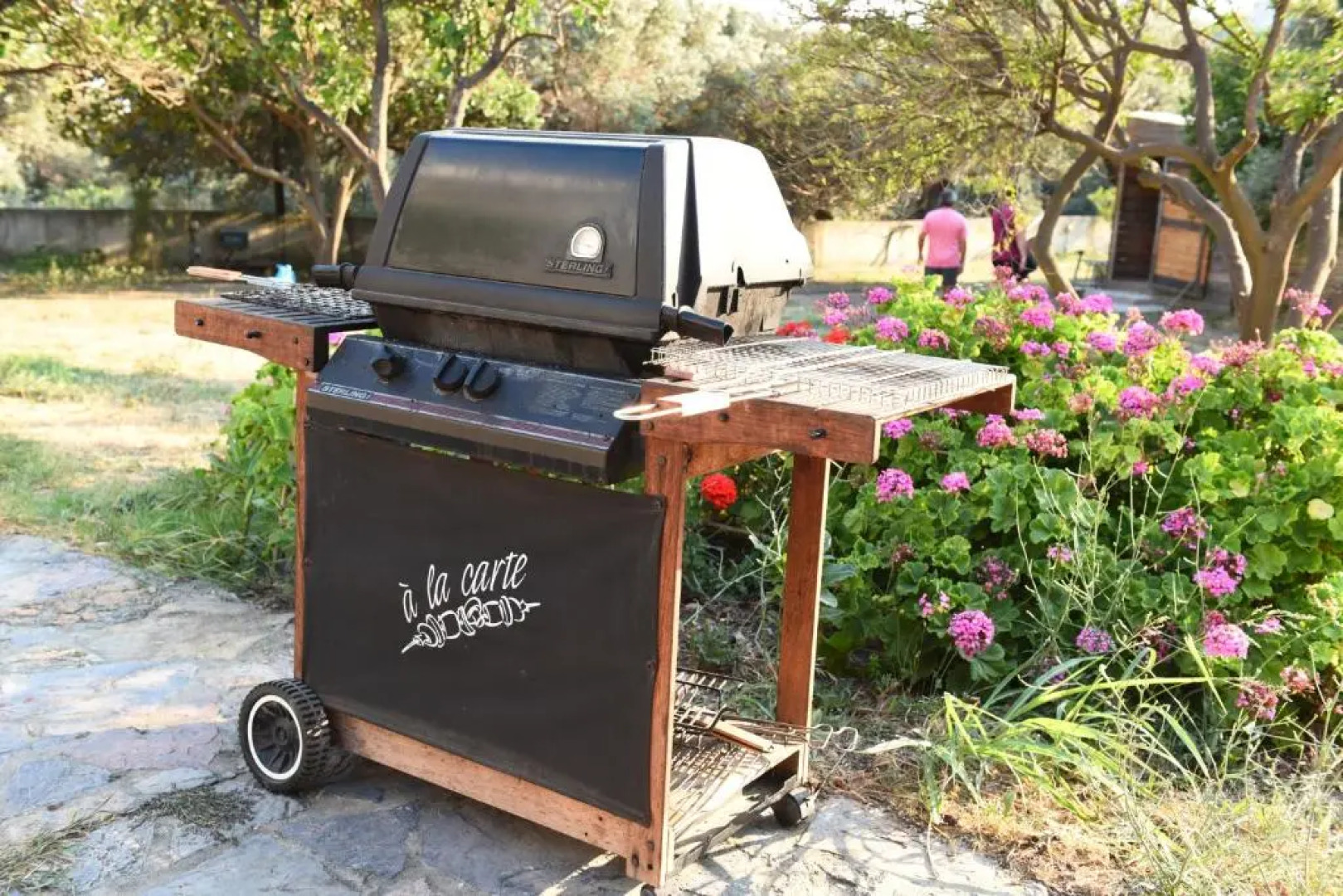 Antonis Studios & Apartments