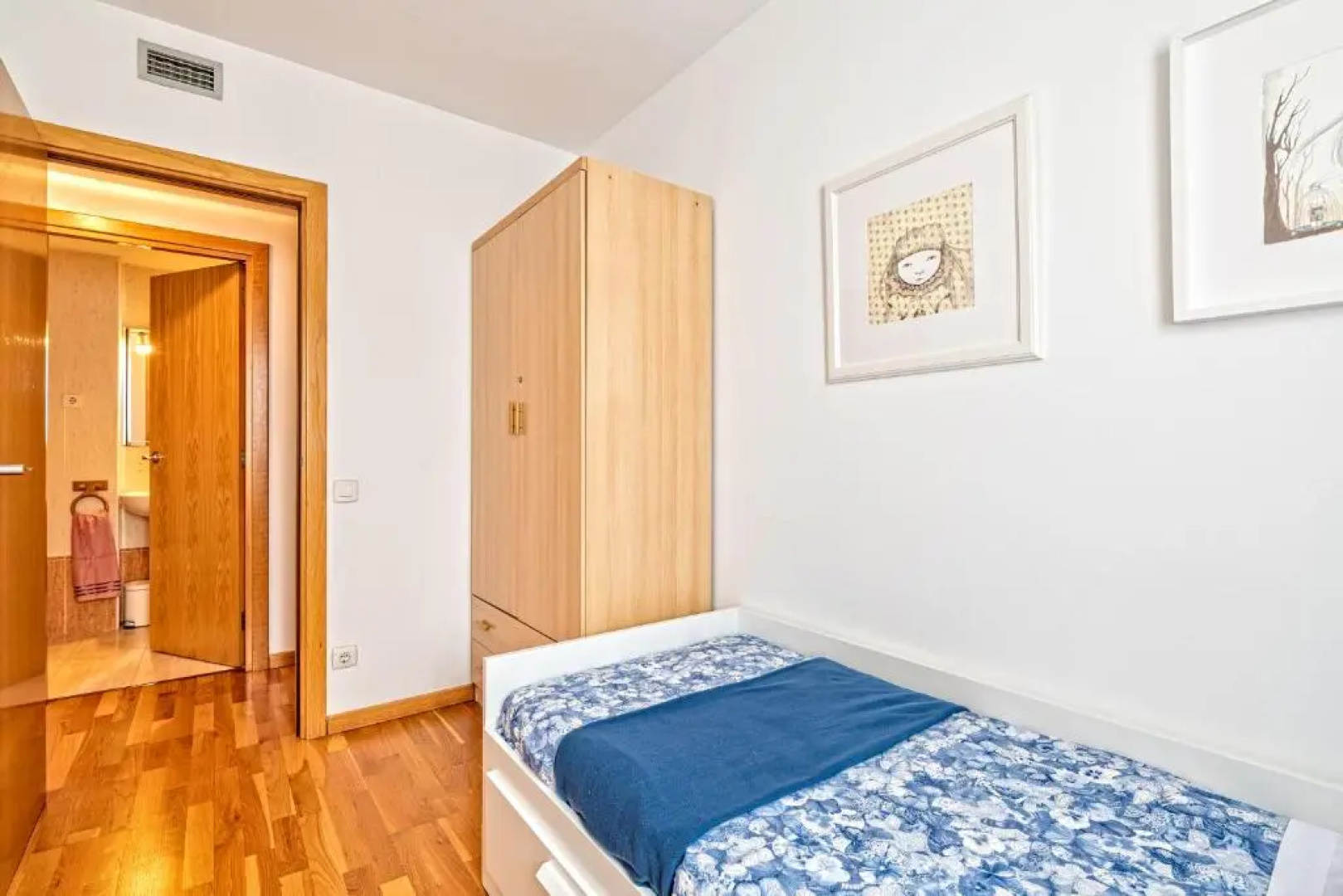 Cálido apartamento con piscina en Barcelona