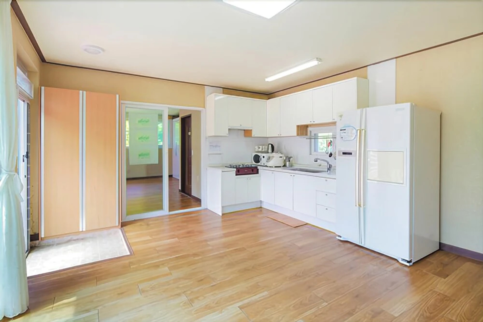 Pocheon Ant Village White House Pension