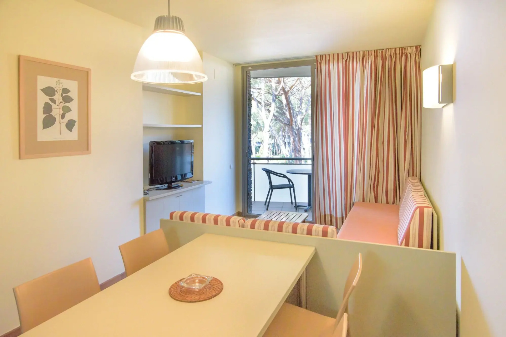 Aparthotel Ciutat de Palol