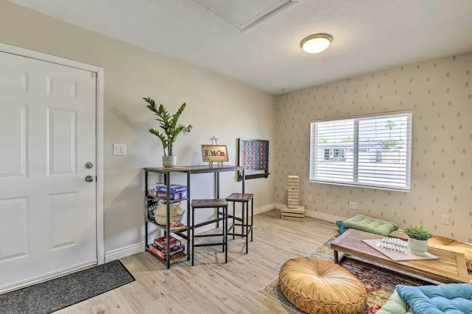 3 Mi to Asu: Home w/ Pool & Grill in Tempe!