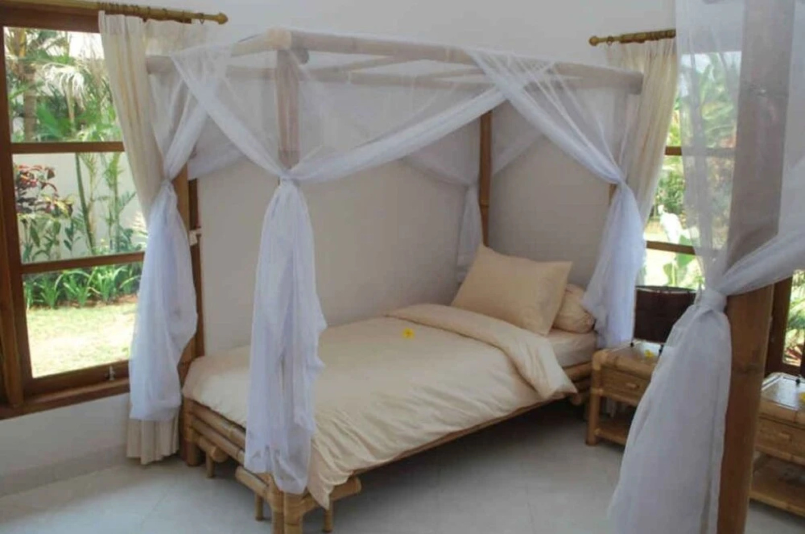 Villa Cerah Beachfront Holiday House