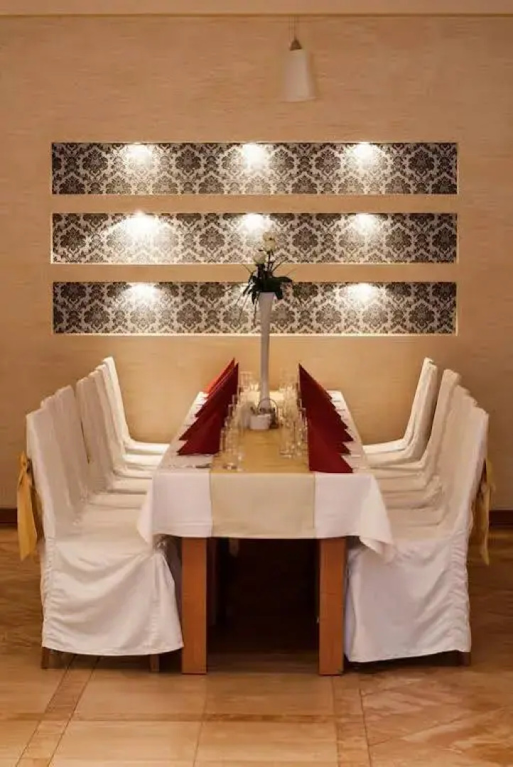 Marand Hotel i Restauracja