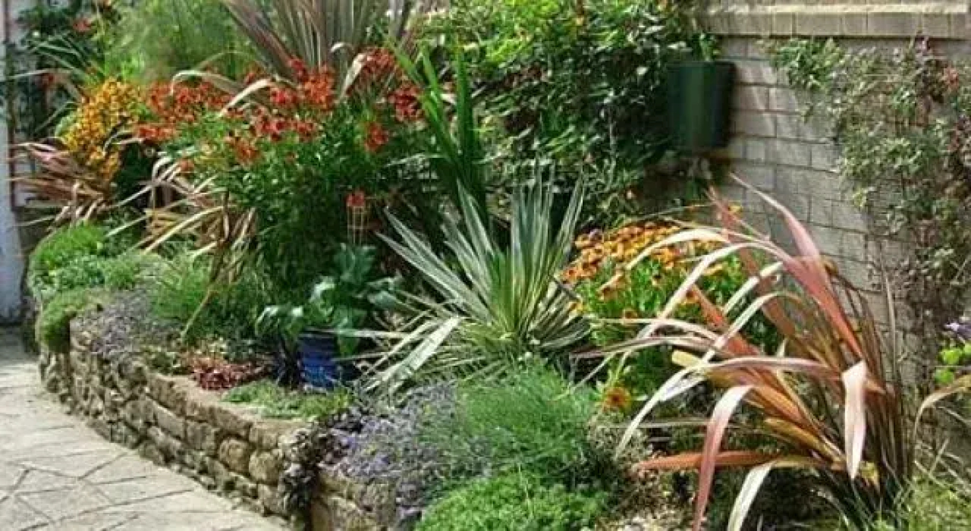 Gate House Bed  Breakfast