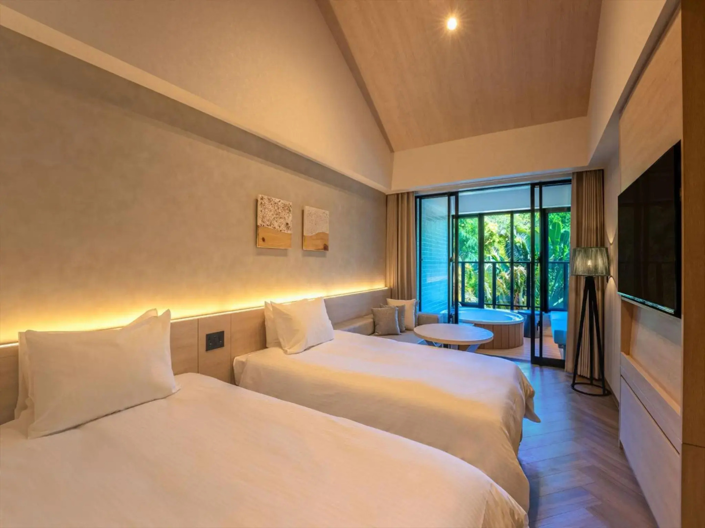 Twin-Line Hotel Yanbaru Okinawa Japan