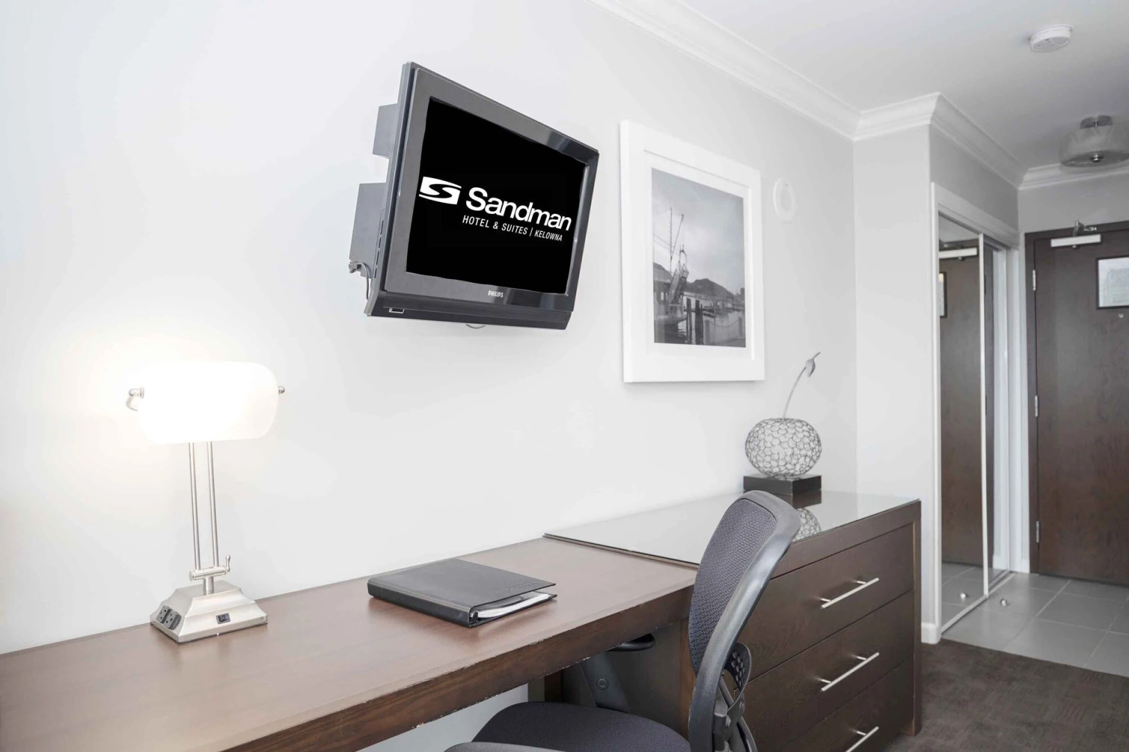 Sandman Hotel & Suites Kelowna