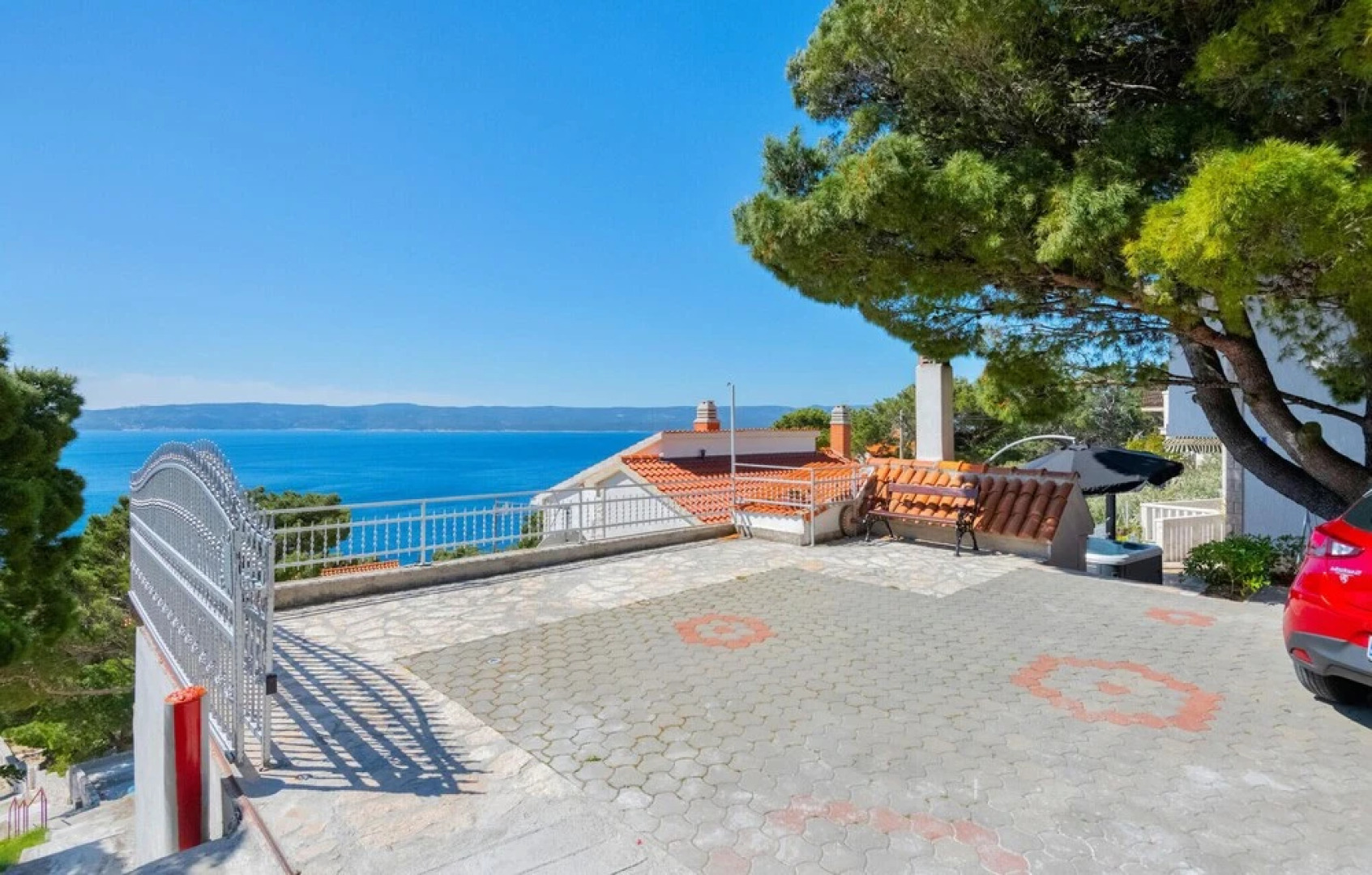 Awesome Home in Marusici With Wifi and 2 Bedrooms