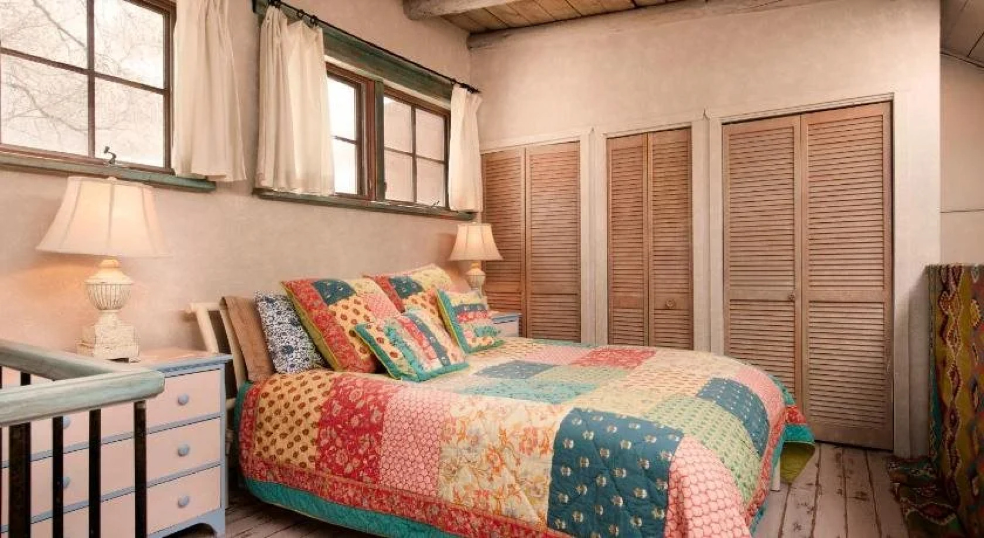 Inger Jirby Gallery & Guest Houses