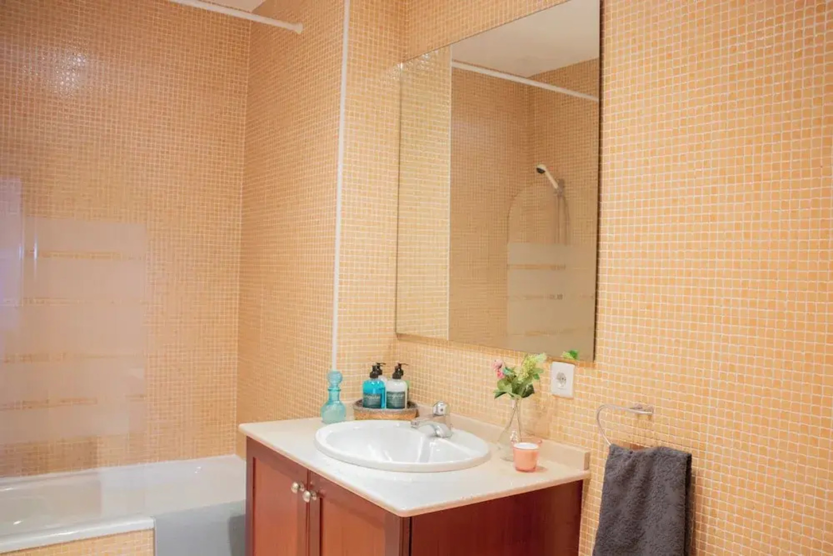 Luxury Singular Apartments Green