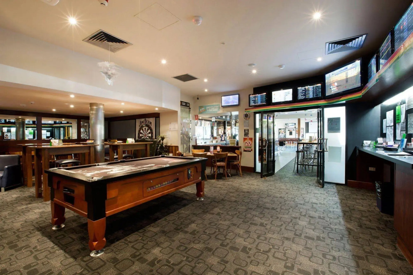 Nightcap at Playford Tavern