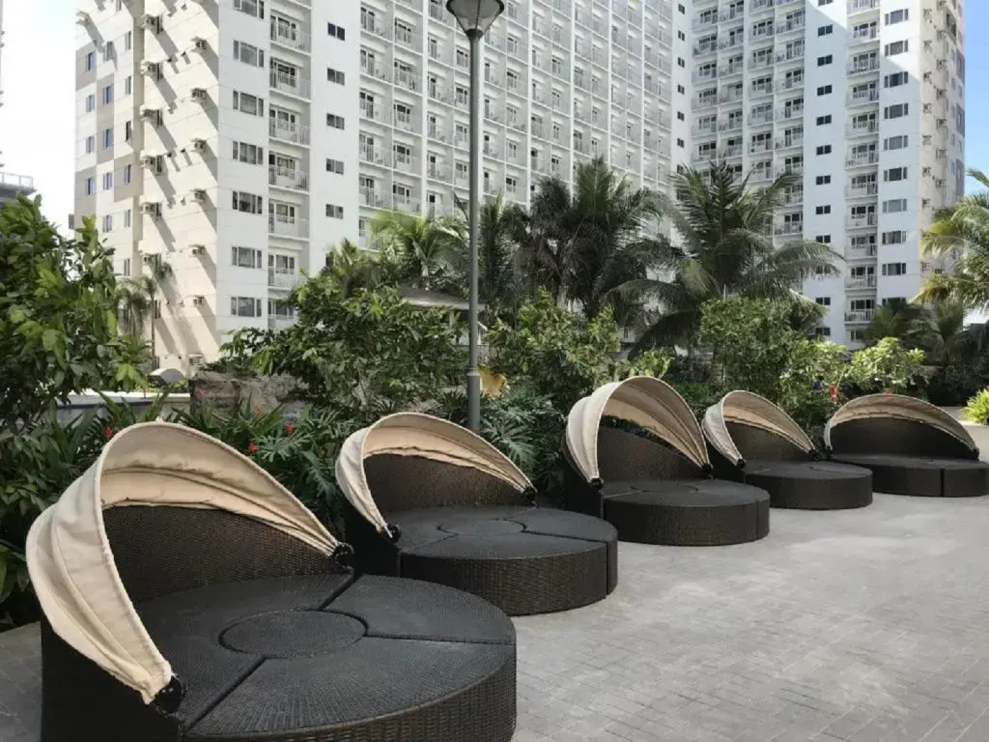 Sithonia Suite, Shore Residences Tower C near MOA