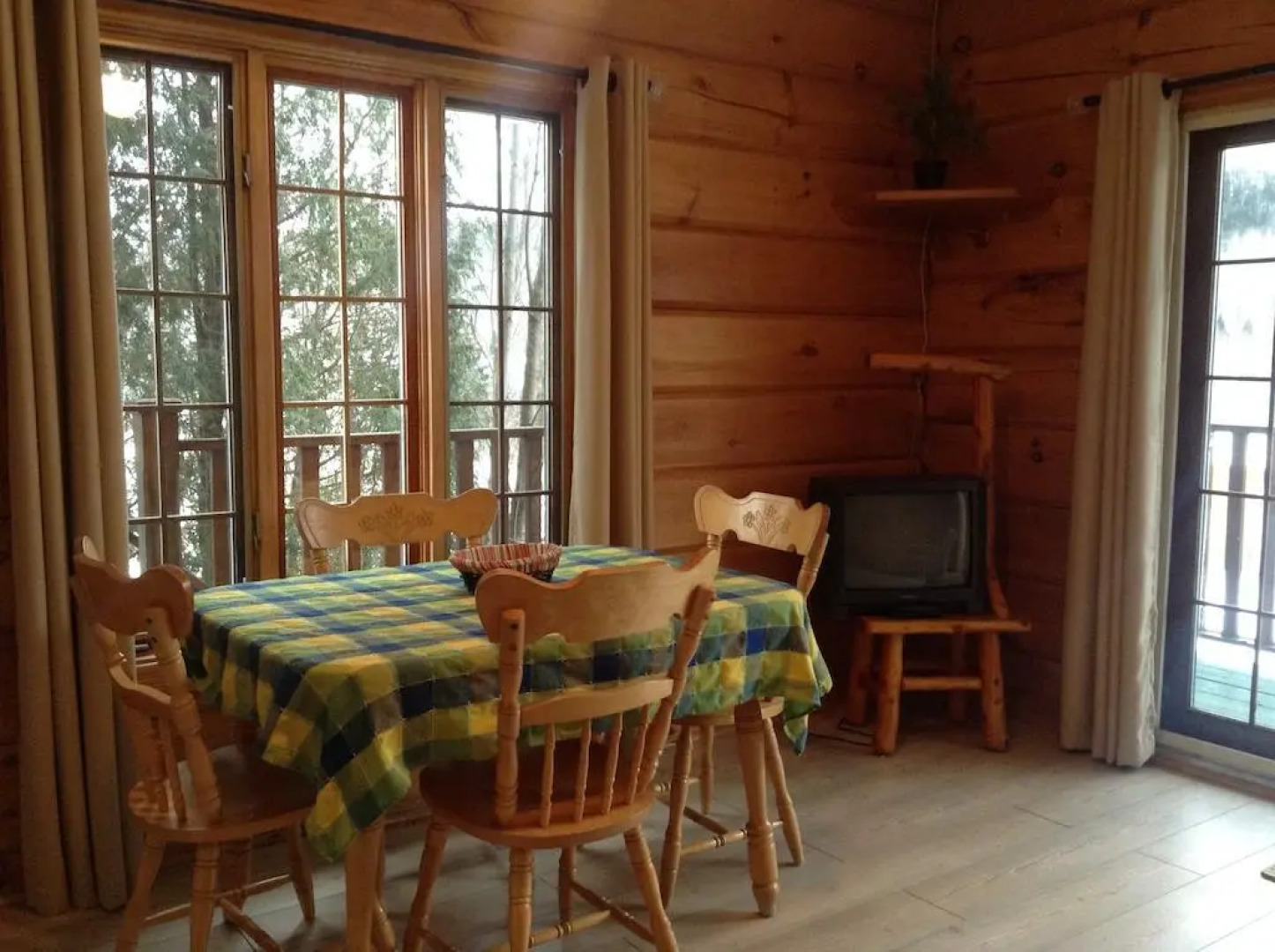 Aux Berges du St-Maurice