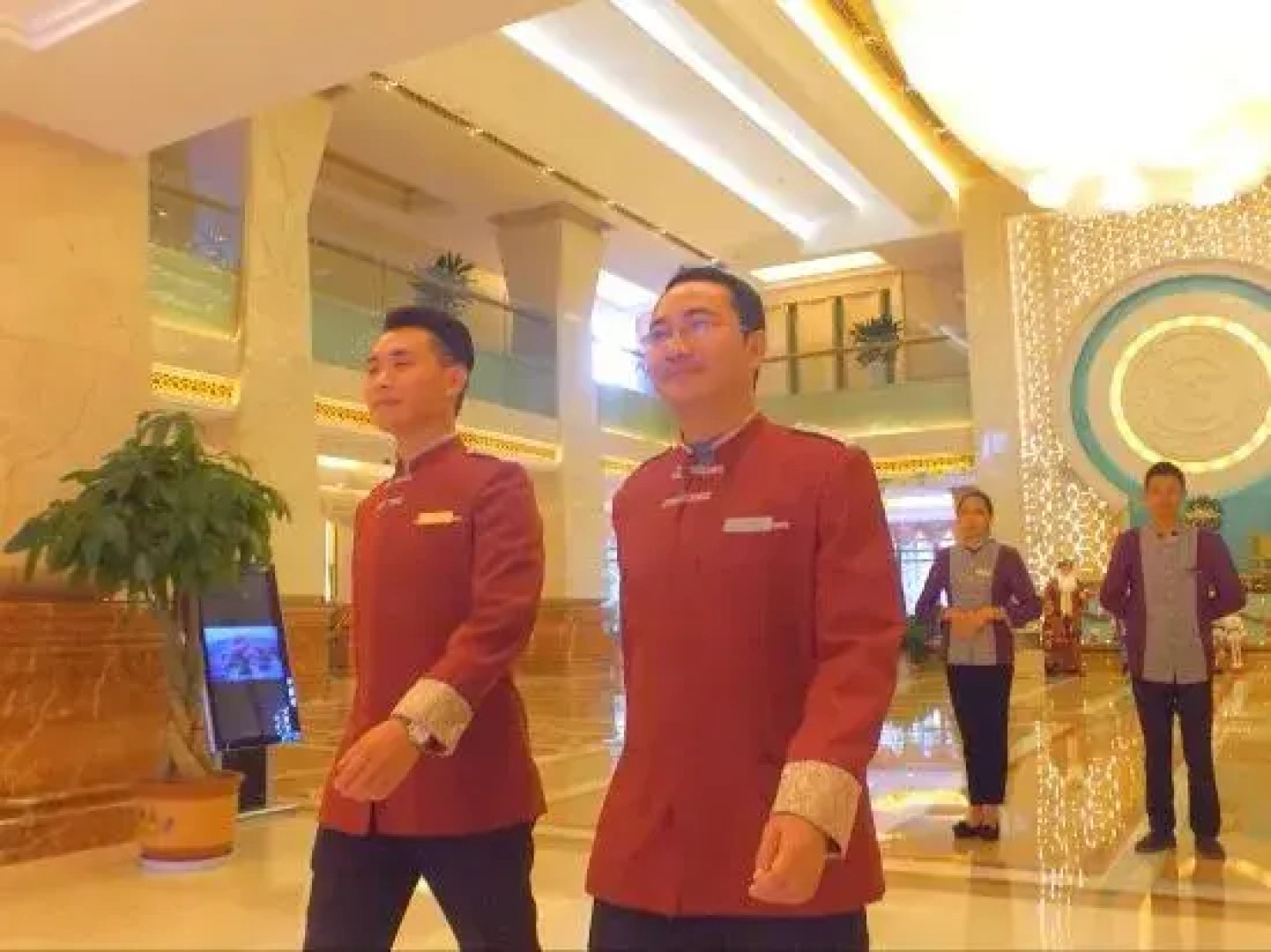 Diannan Phoenix Hotel