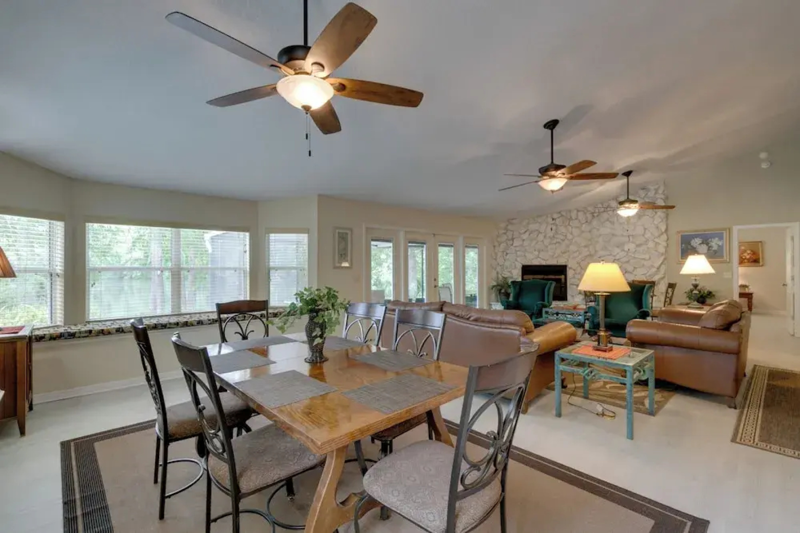 Dock & Lanai: Waterfront Home in Dunnellon