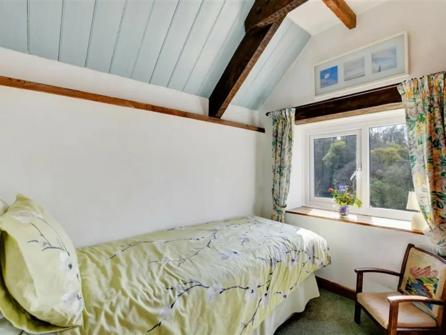 Quaint Holiday Home in Whitland With Garden