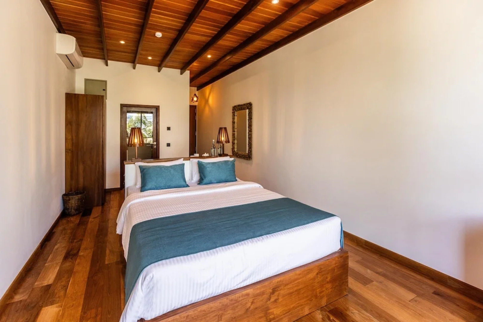 BK Beach Boutique Hotel - Hikkaduwa