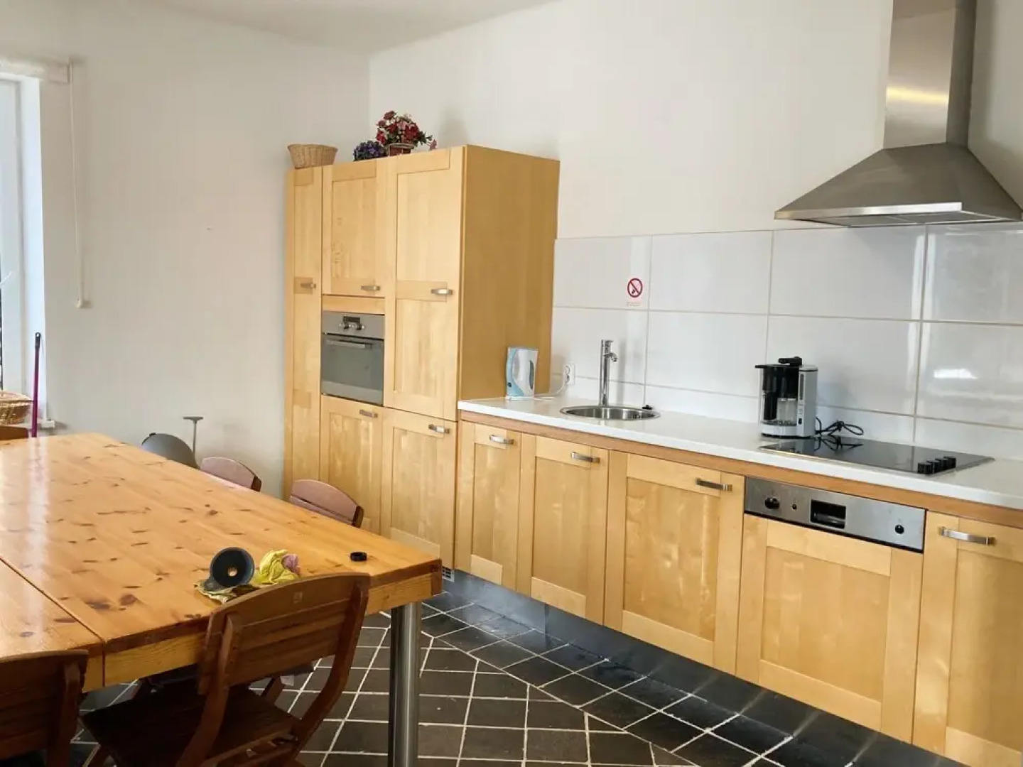 Svoboda na pou Svoboda nad pou